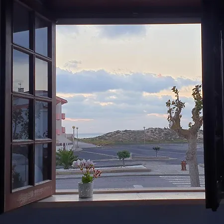 Boa Onda Atouguia Da Baleia