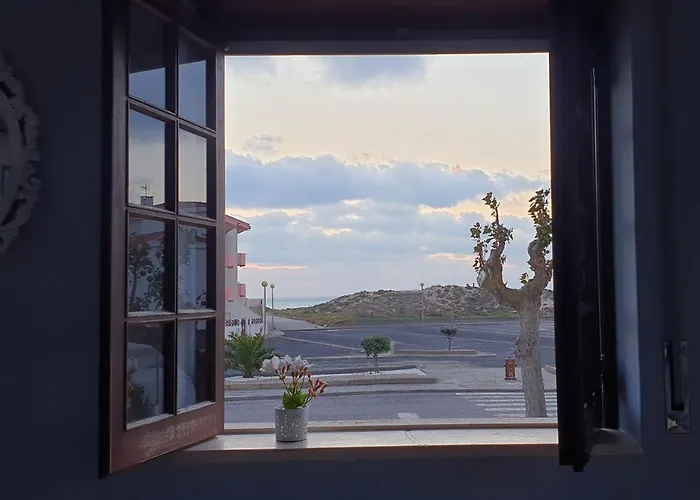 Boa Onda Atouguia Da Baleia